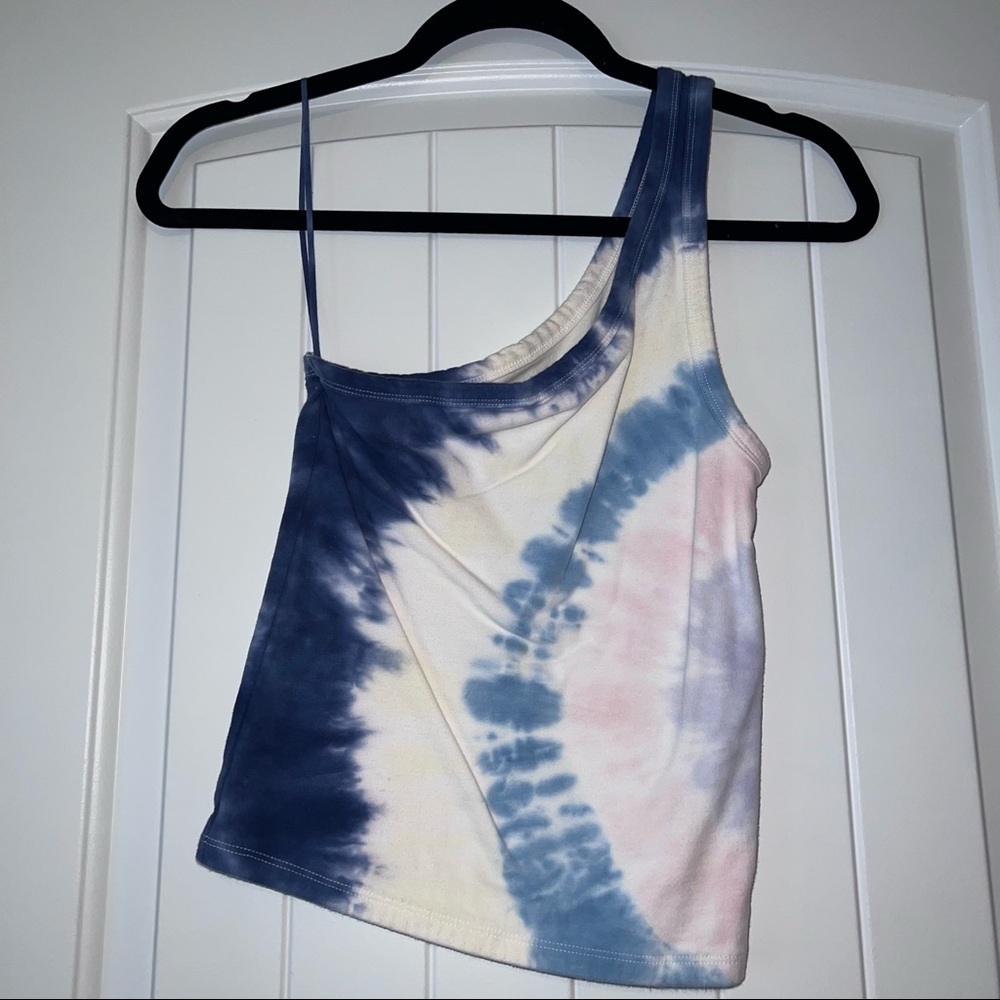 One Shoulder Top